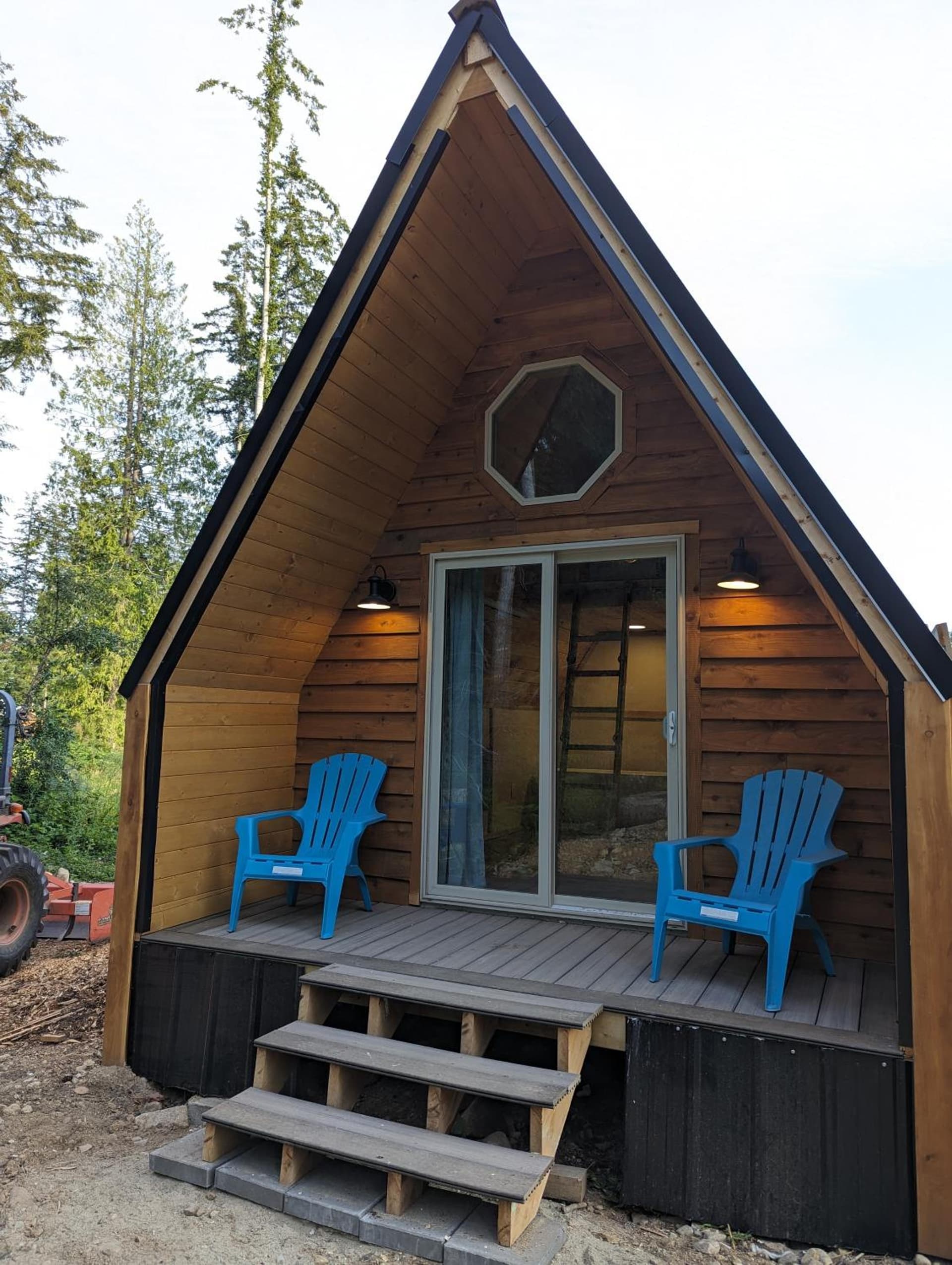 Golden Rings Cabin on Homestead w Hot Tub