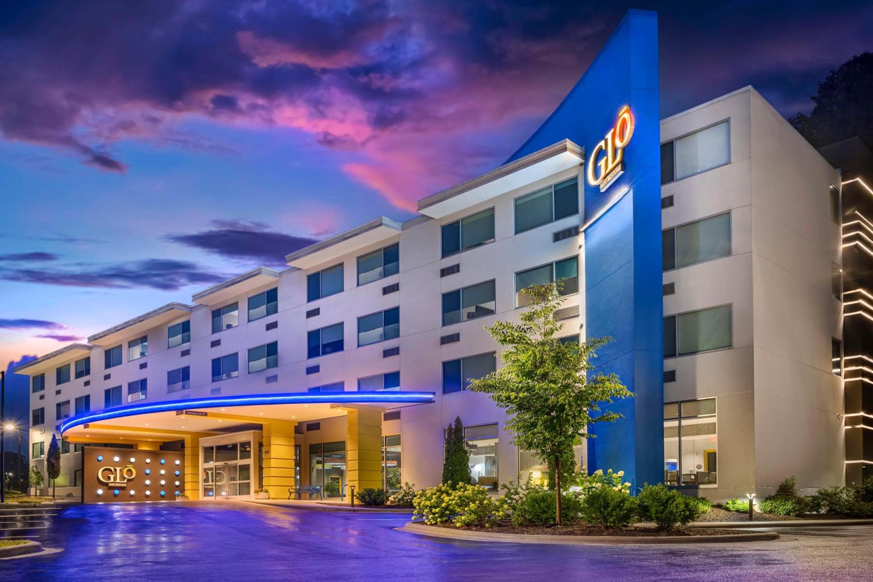 GLo Hotel Asheville-Blue Ridge Parkway