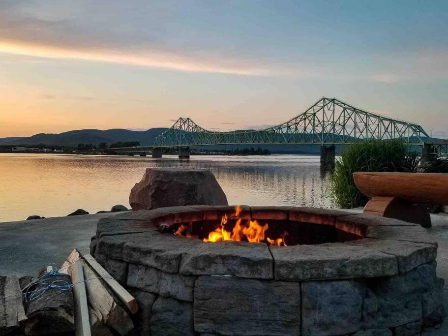 Downtown Campbellton Loft