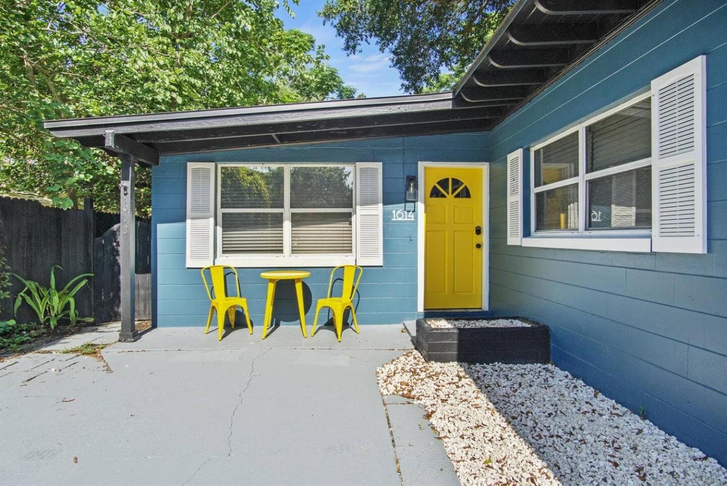 Modern 3br Duplex Kitchen, Wi-fi & Pet-friendly