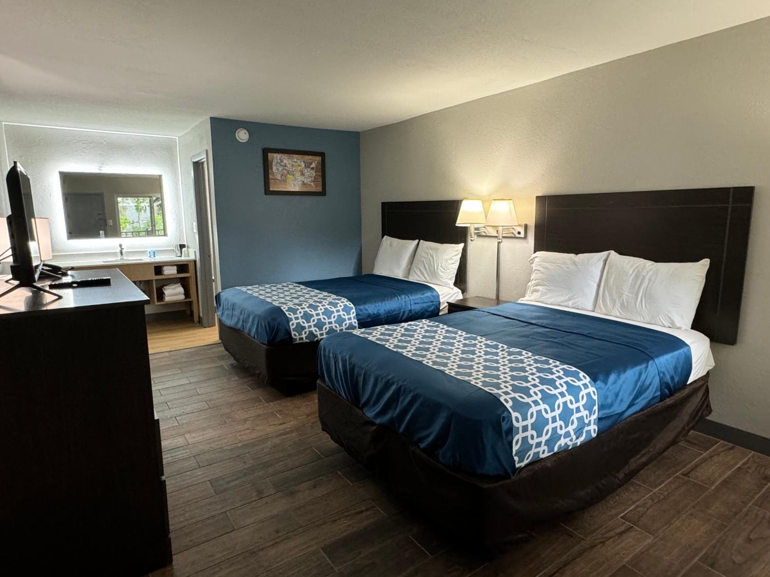 Days Inn by Wyndham Gainesville Hospital - University Area