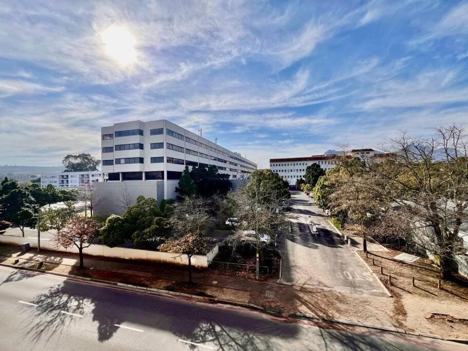 Escape to 205 in Stellenbosch central-free parking