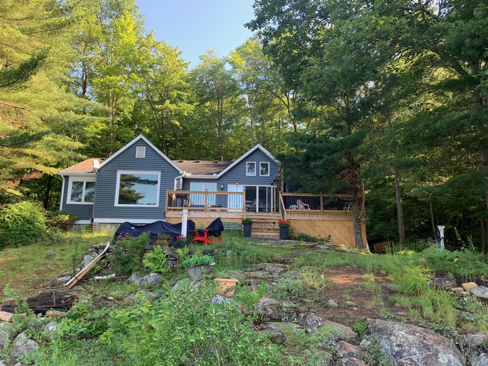 Davi's Lake House