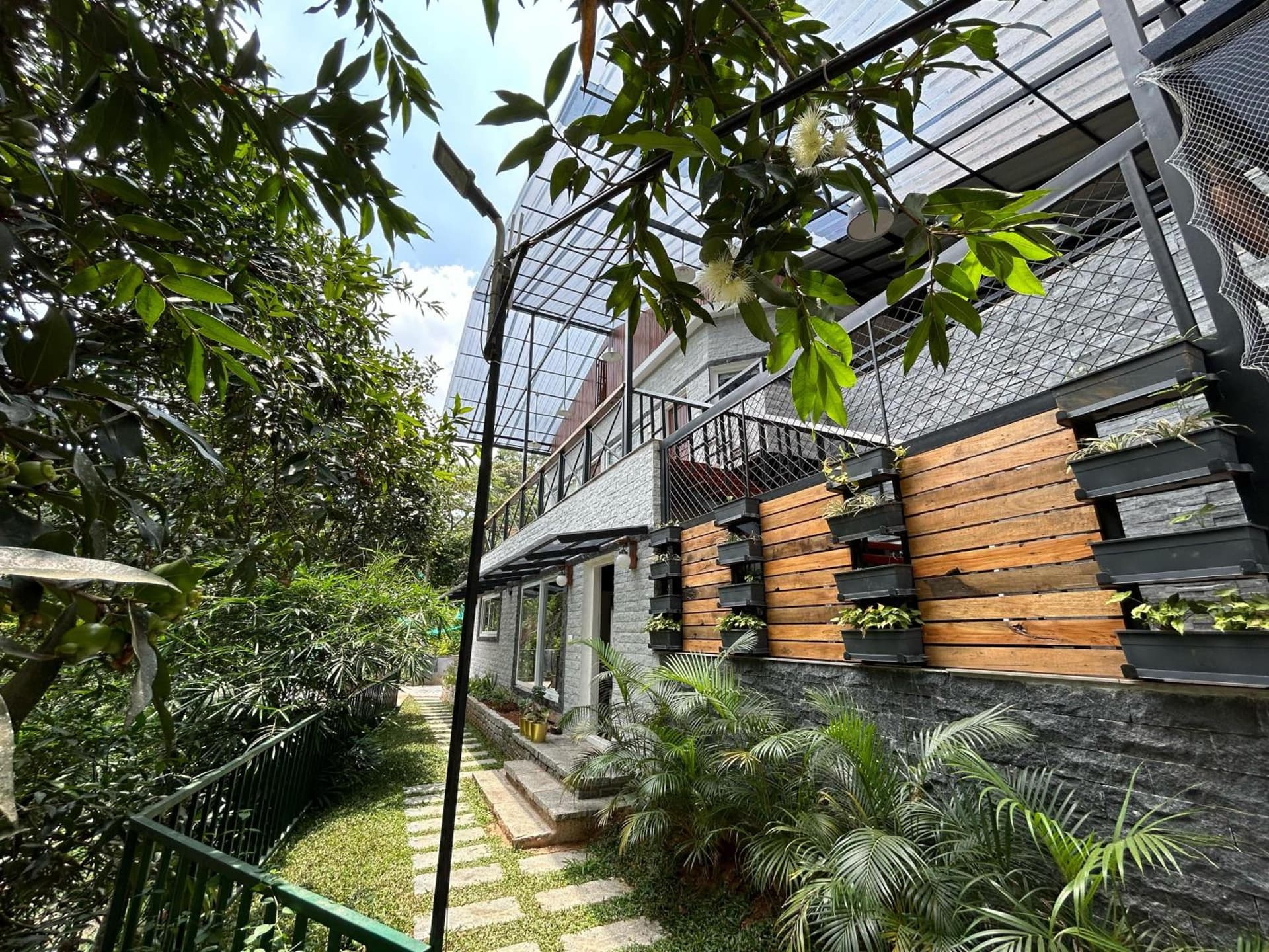 Kayyath Valley Munnar - Luxury 4BHK Hillside Sanctuary