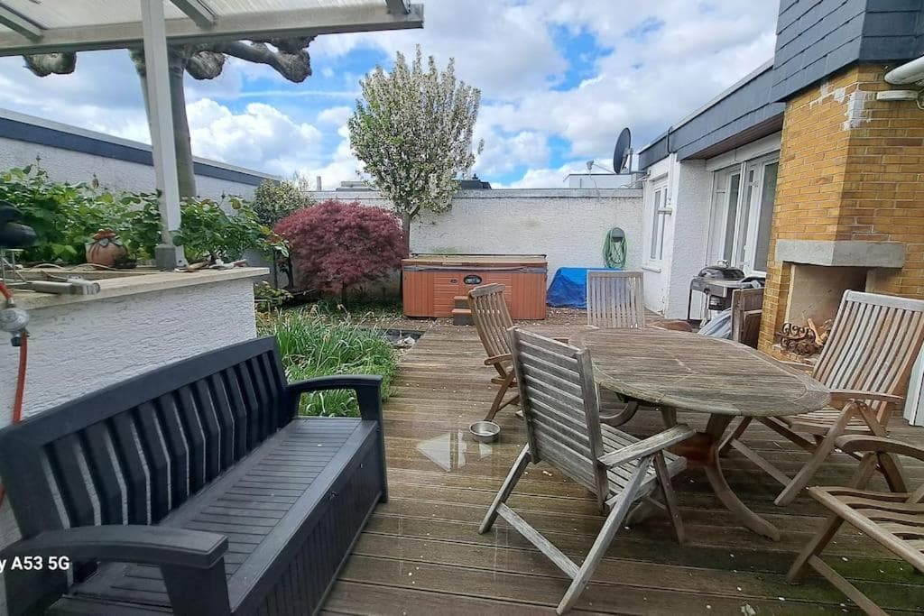Bungalow, Uneinsehbar, 8 Personen maximal, 3 Personen oben, 5 unten