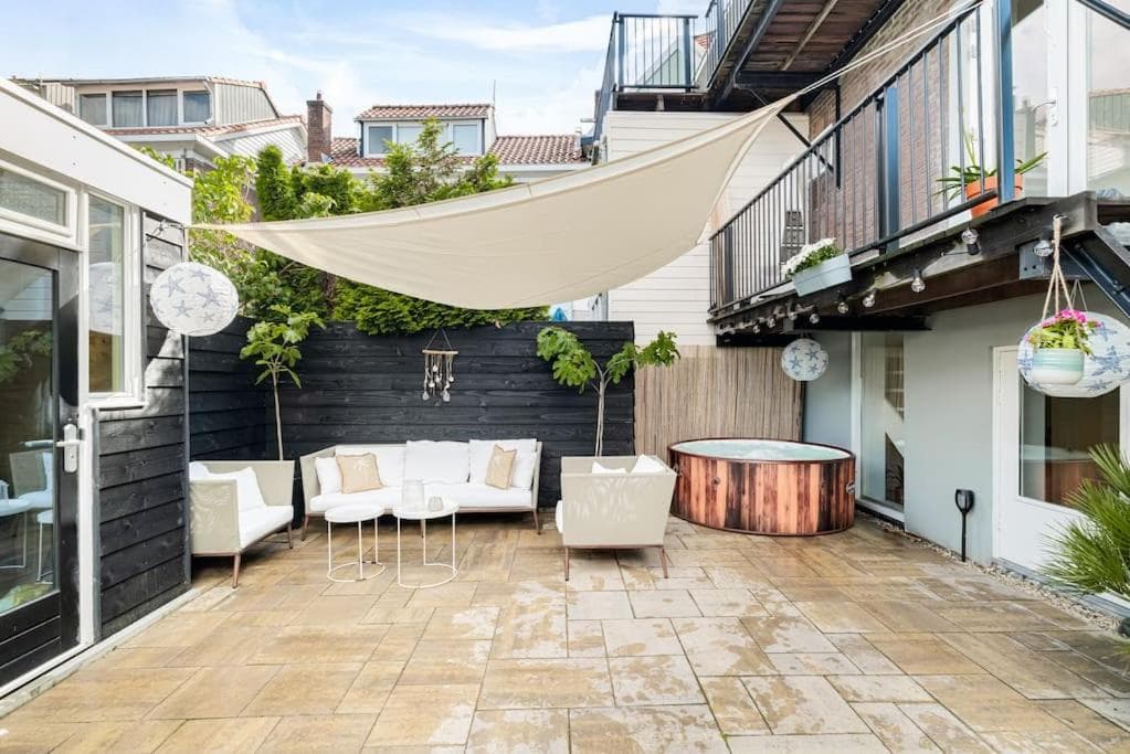 Chique Ibiza Zaandam