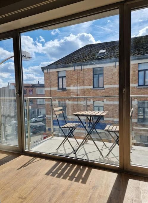 Fully equiped 100 m2 appt with the perfect location