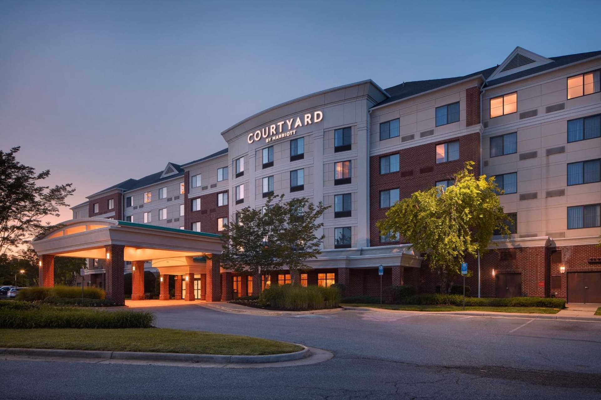 Courtyard by Marriott Winchester Medical Center