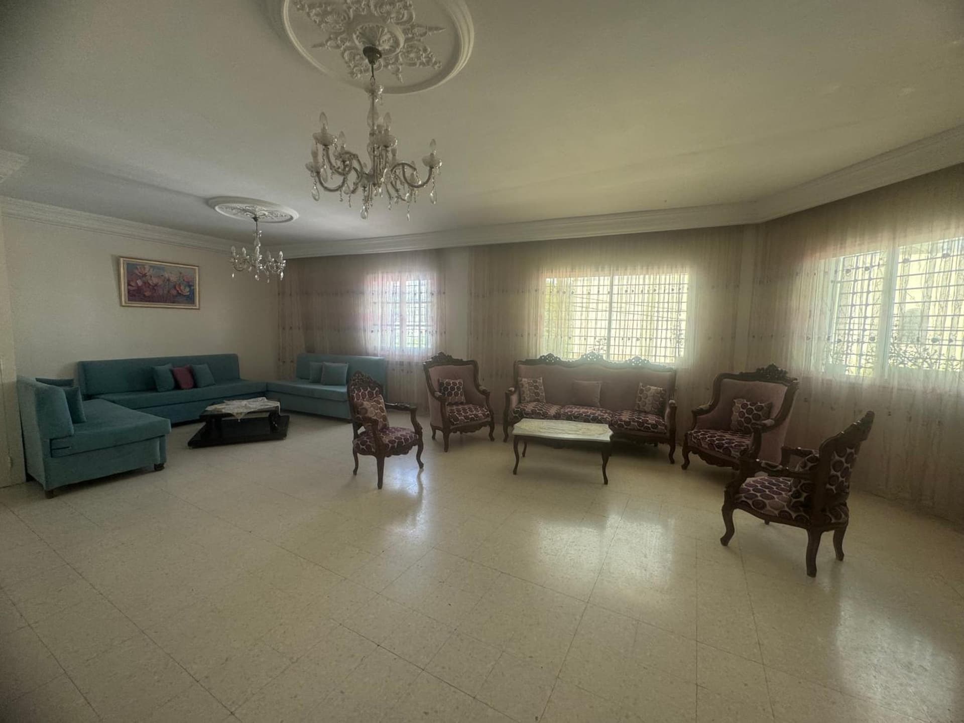 Sunny and Spacious flat