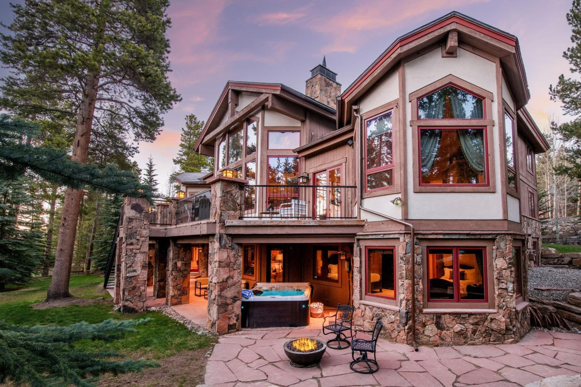 Cherry Ridge by AvantStay