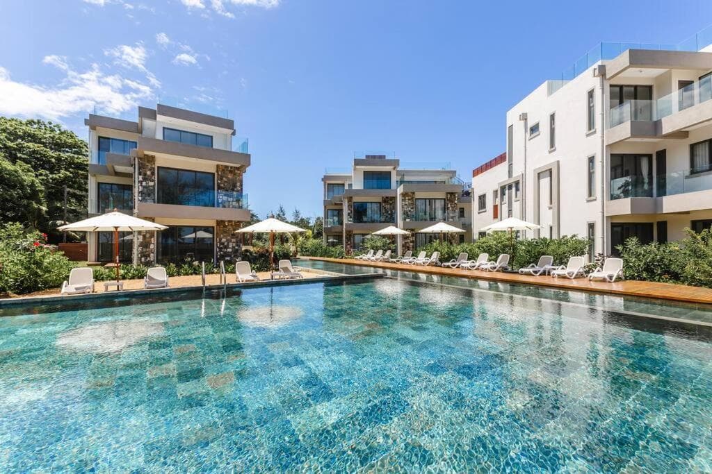 Penthouse Beachfront Ocean Terraces residence, Poste Lafayette-Apt-D3