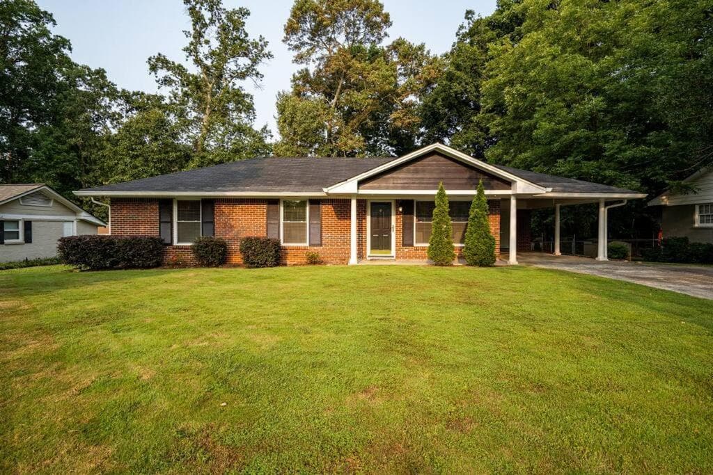 Gorgeous Home,Walk to The Brave,15min to downtown