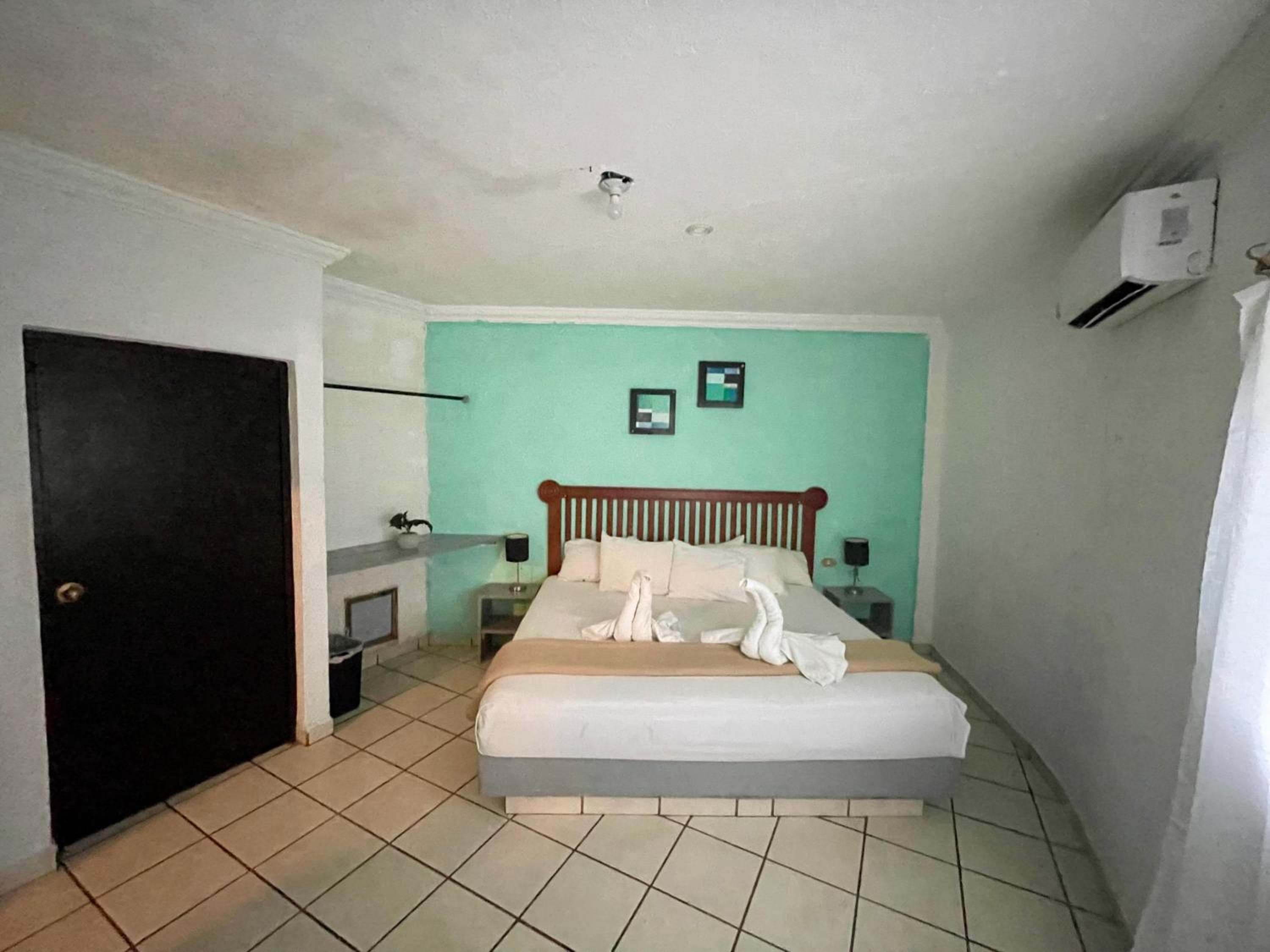 Chi Ibal Hu Cancun