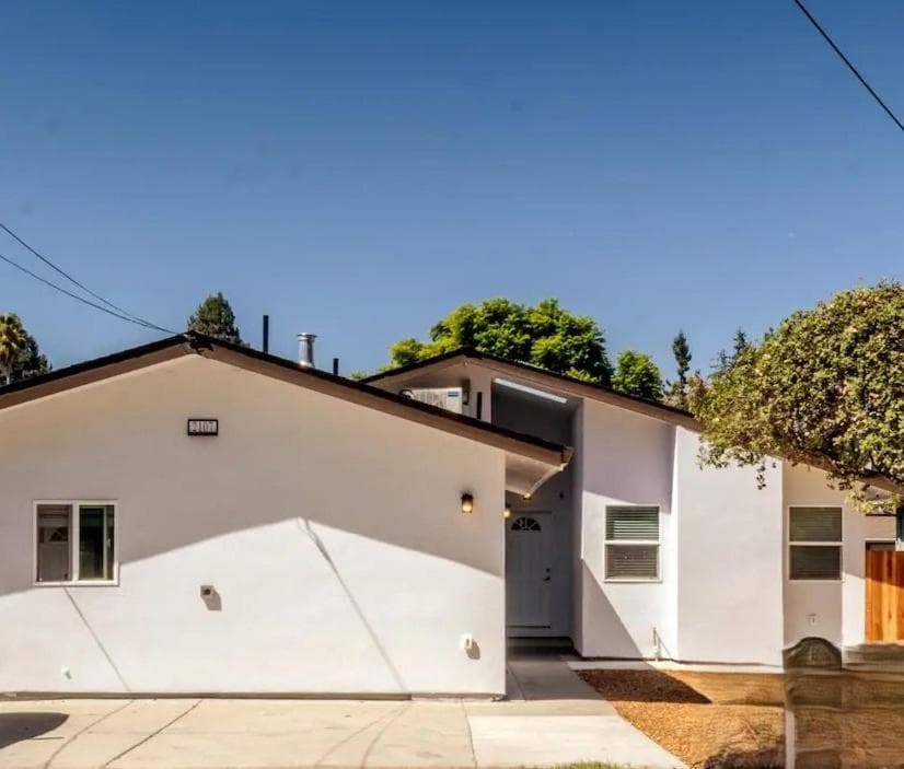 Urban, chic - in heart of Silicon Valley