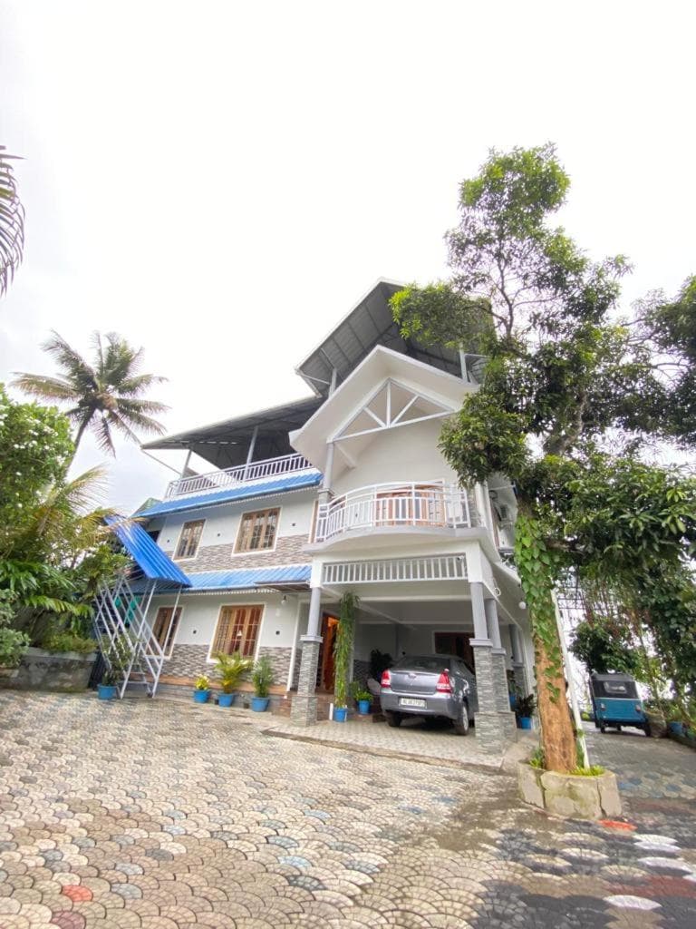 Lannister Villa
