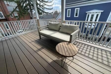 C&J Signature Stays Downtown Apartment