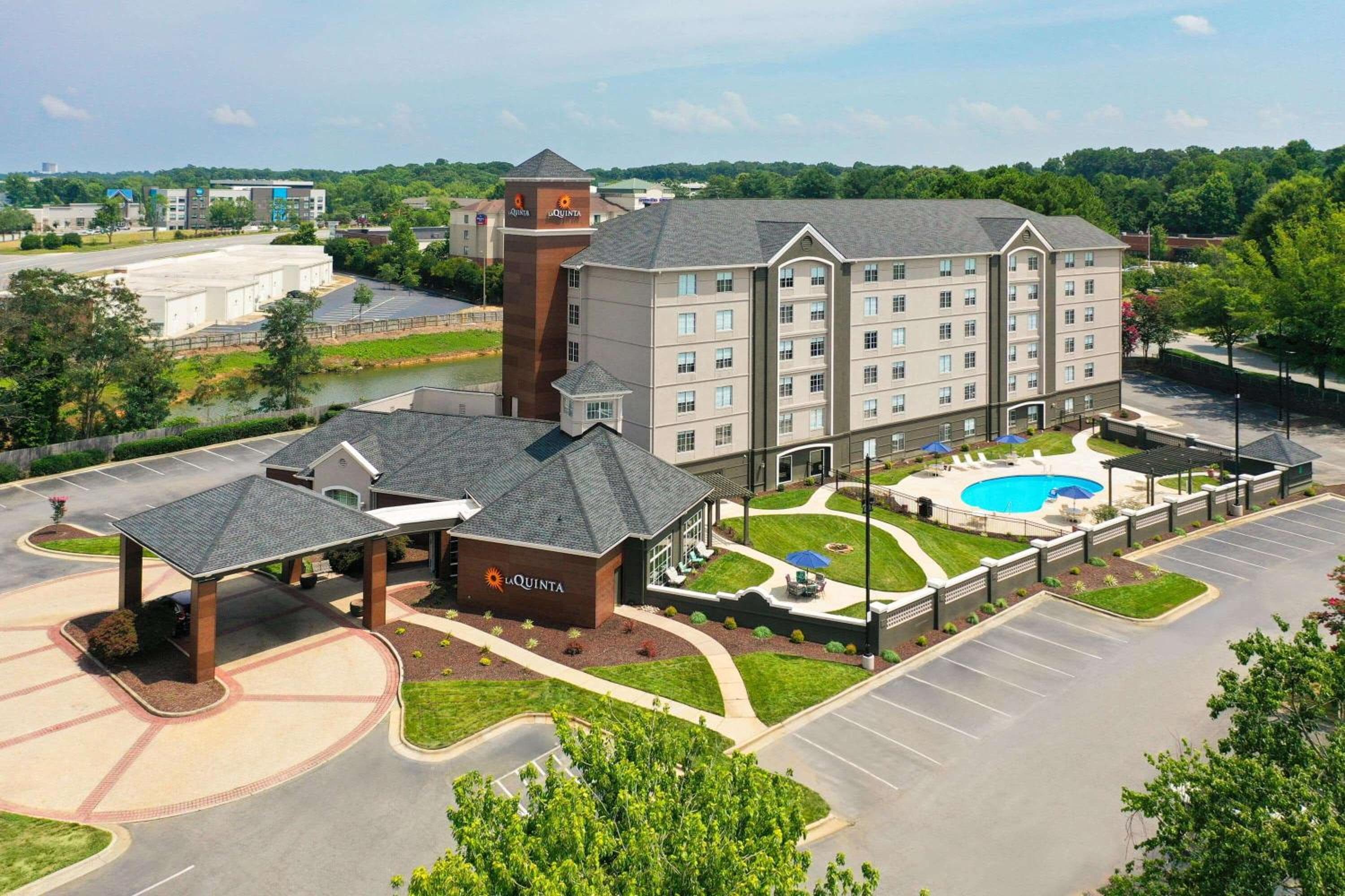La Quinta by Wyndham Greensboro Highpoint