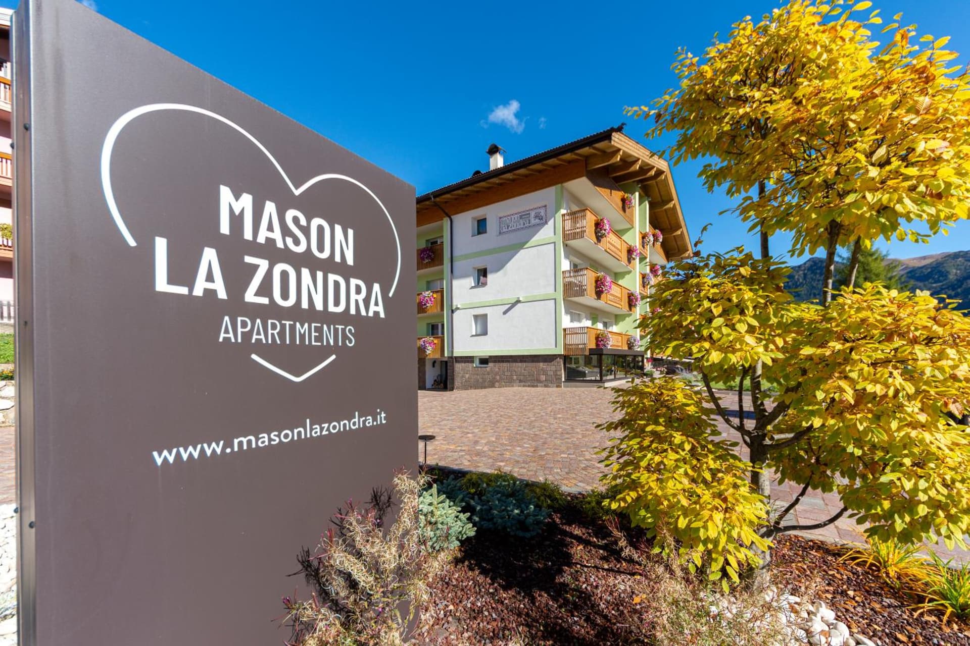 Mason La Zondra
