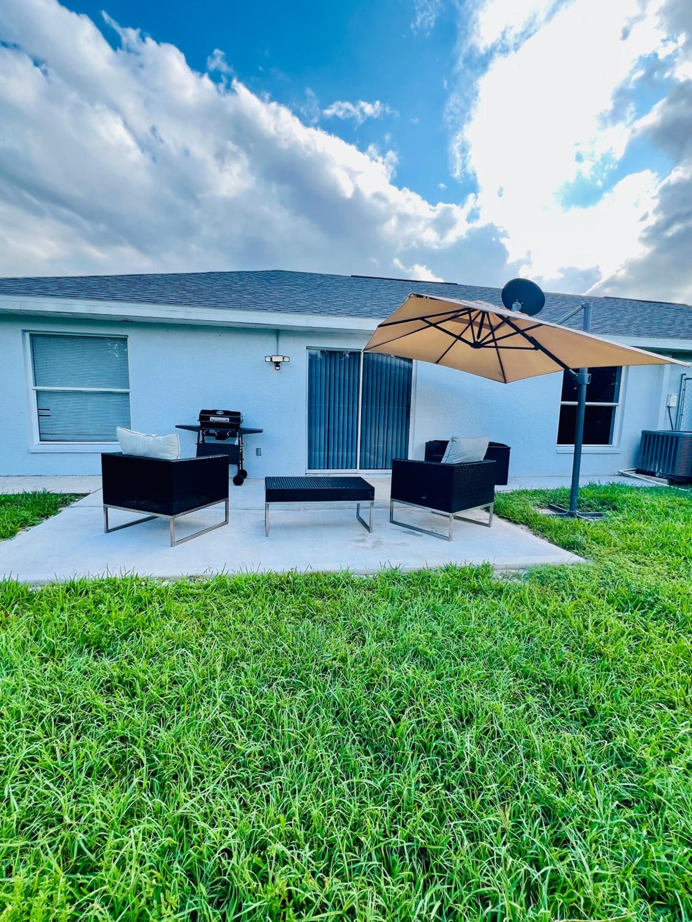 Spacious Home at Lehigh Acres