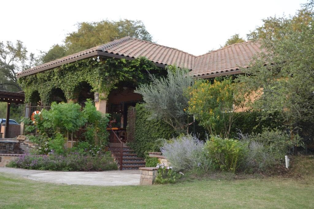 Villa at Cibolo Chase, a private resort with pool