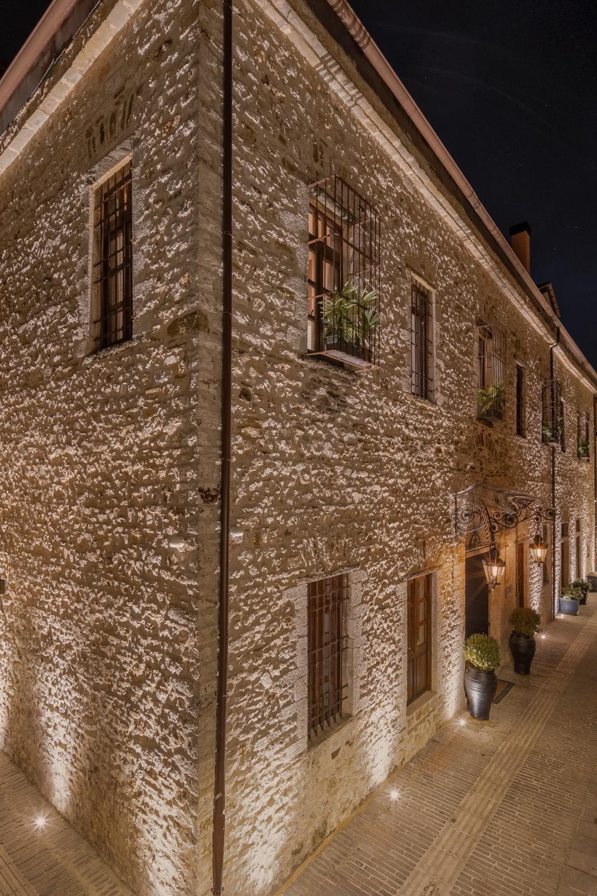 Stoes Boutique Hotel
