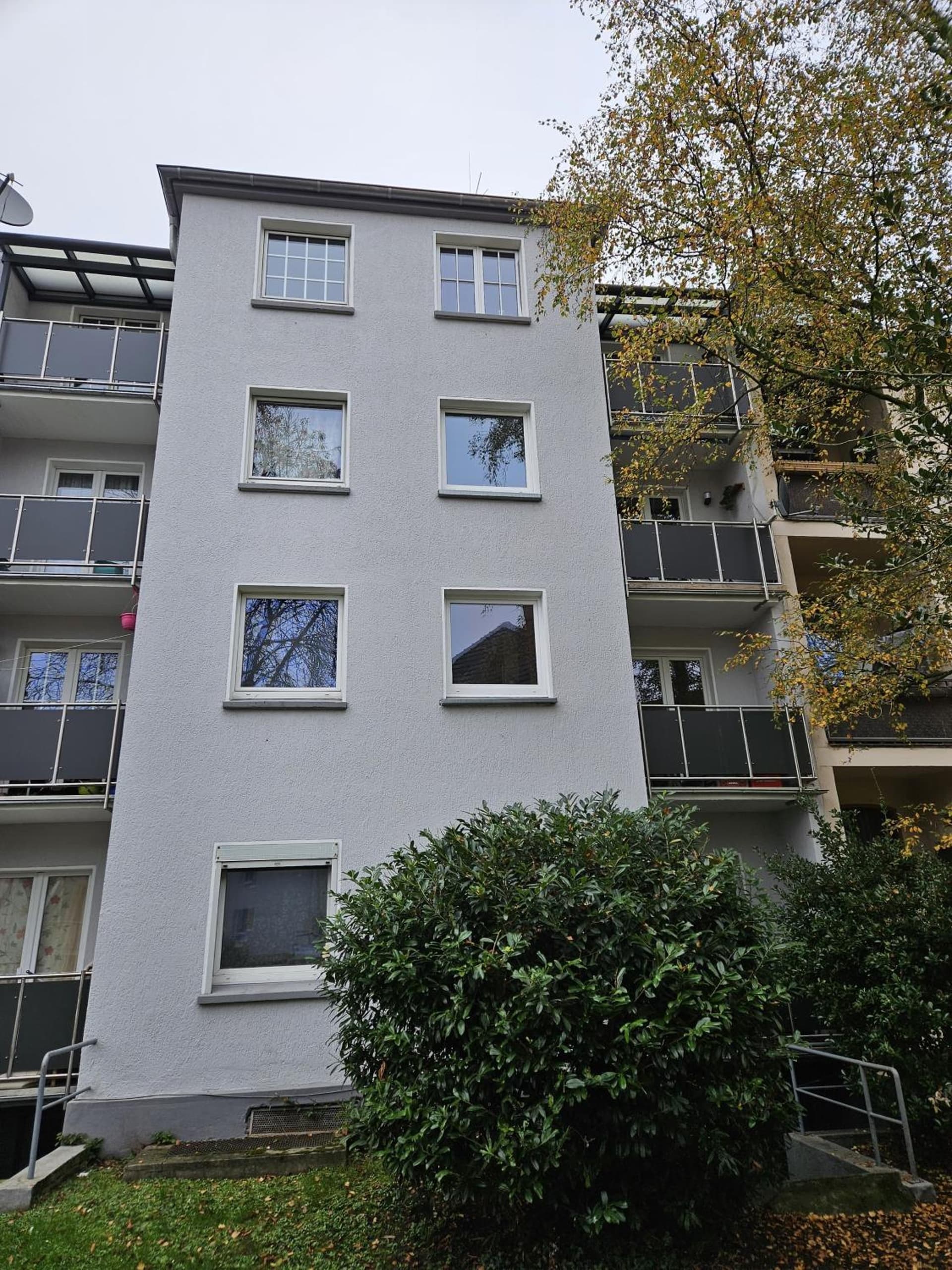 Stilvolle Wohnung mit Balkon & Parkplatz in Moers - Ideal für Business, Familien und Monteure nahe Düsseldorf