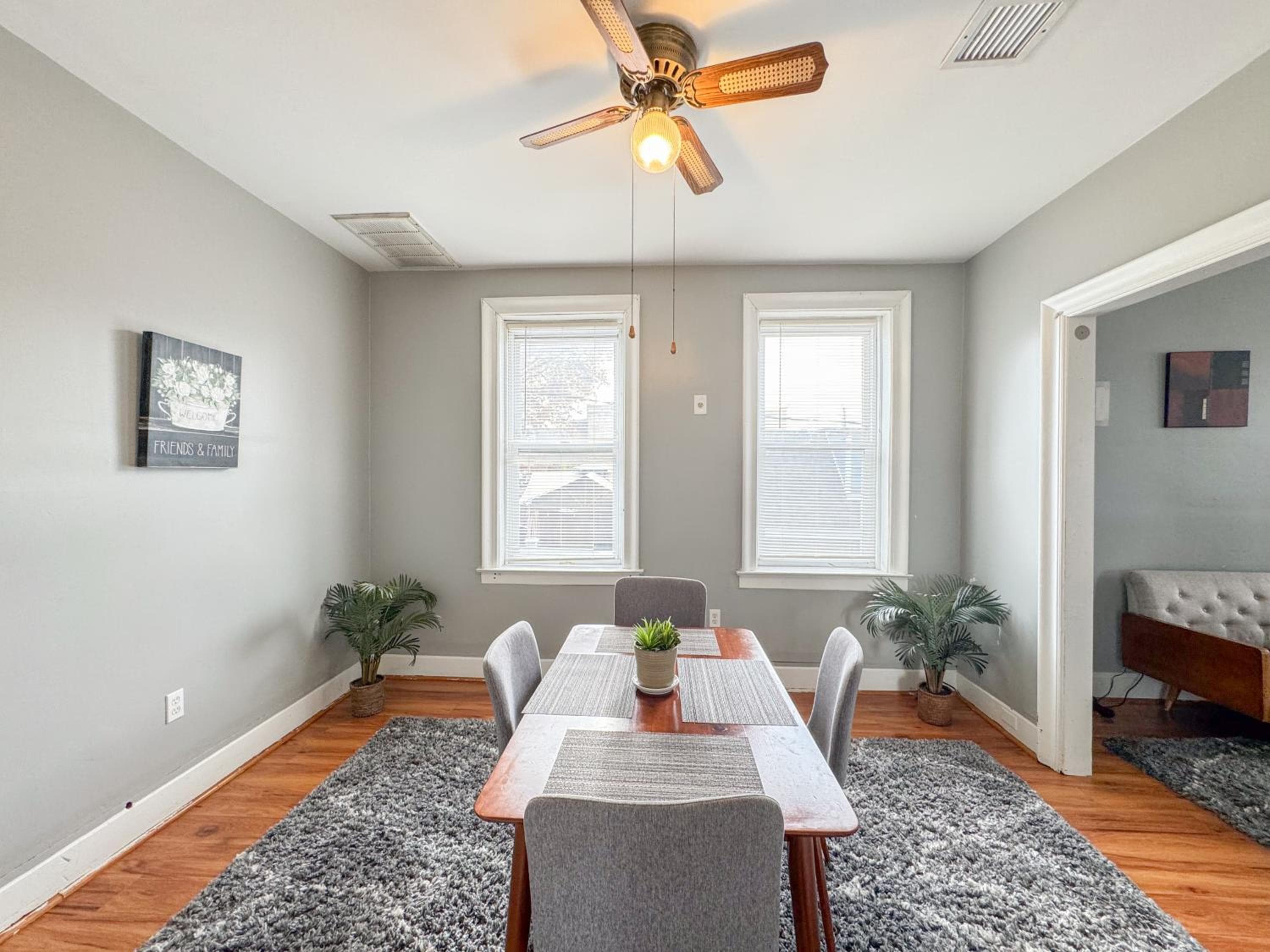 3 bed 1 bath FREE parking near NYC