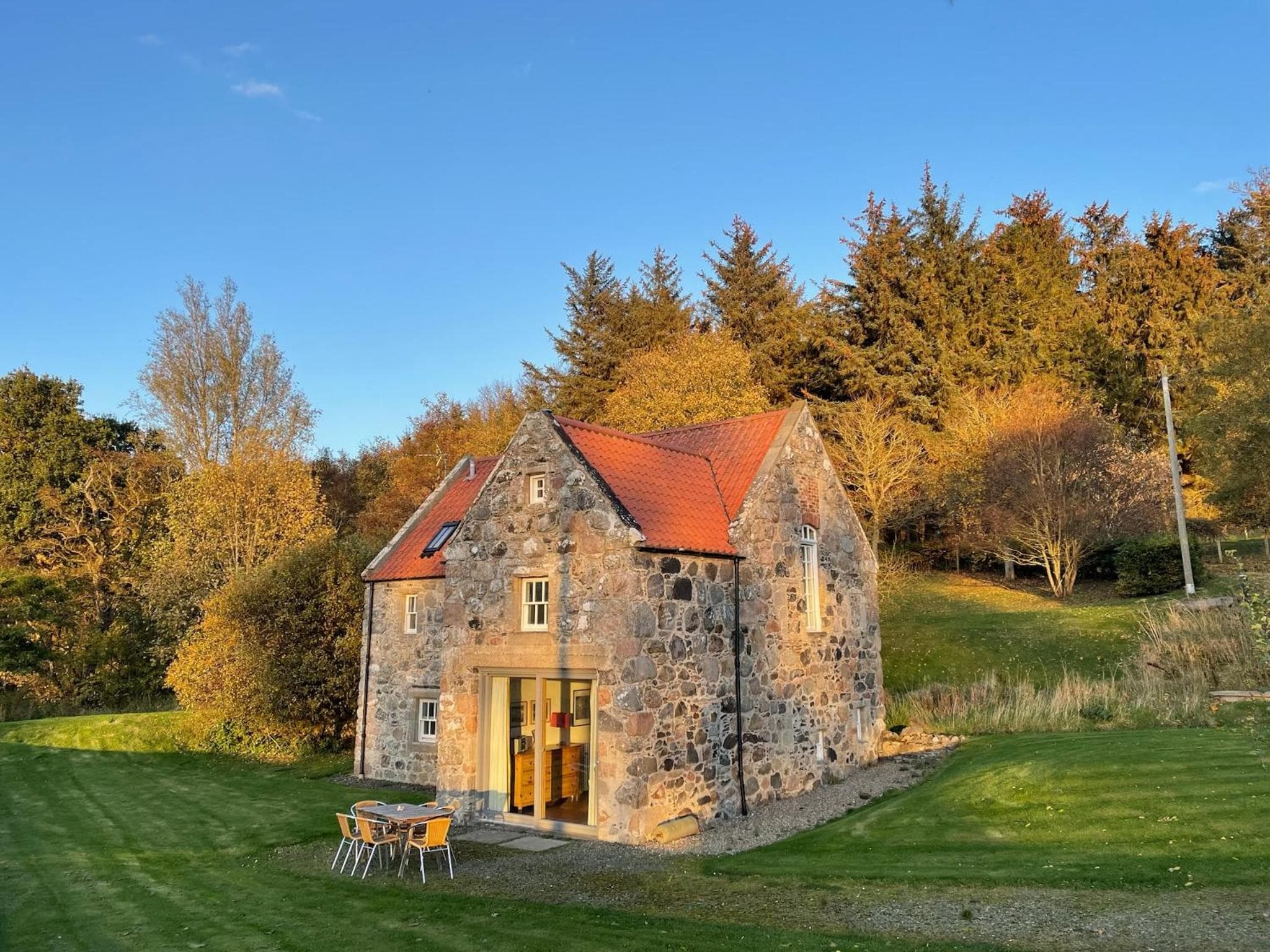 Stunning Rural Mill House nr beach and harbour