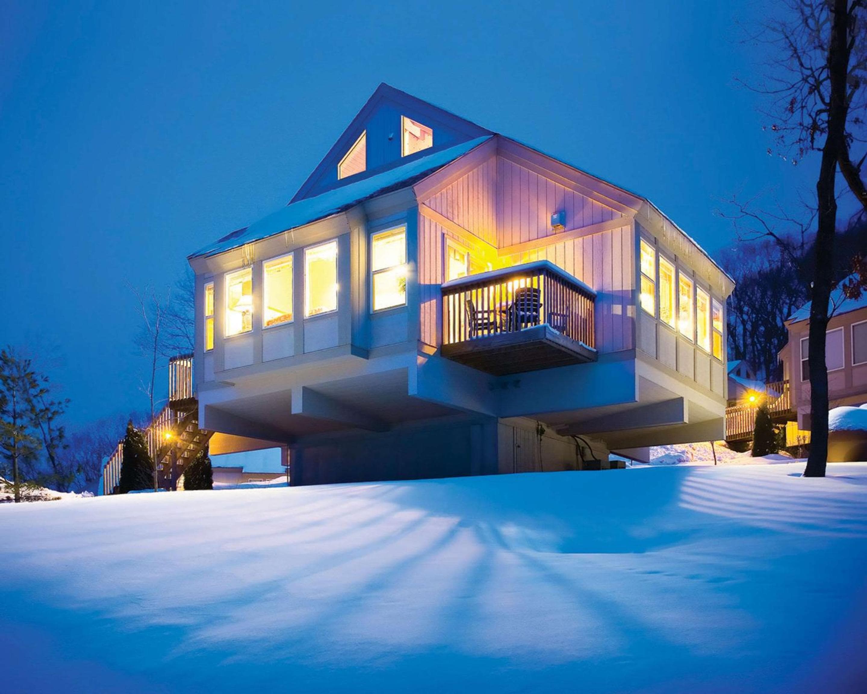 Hilton Grand Vacations Christmas Mountain Village Wisconsin