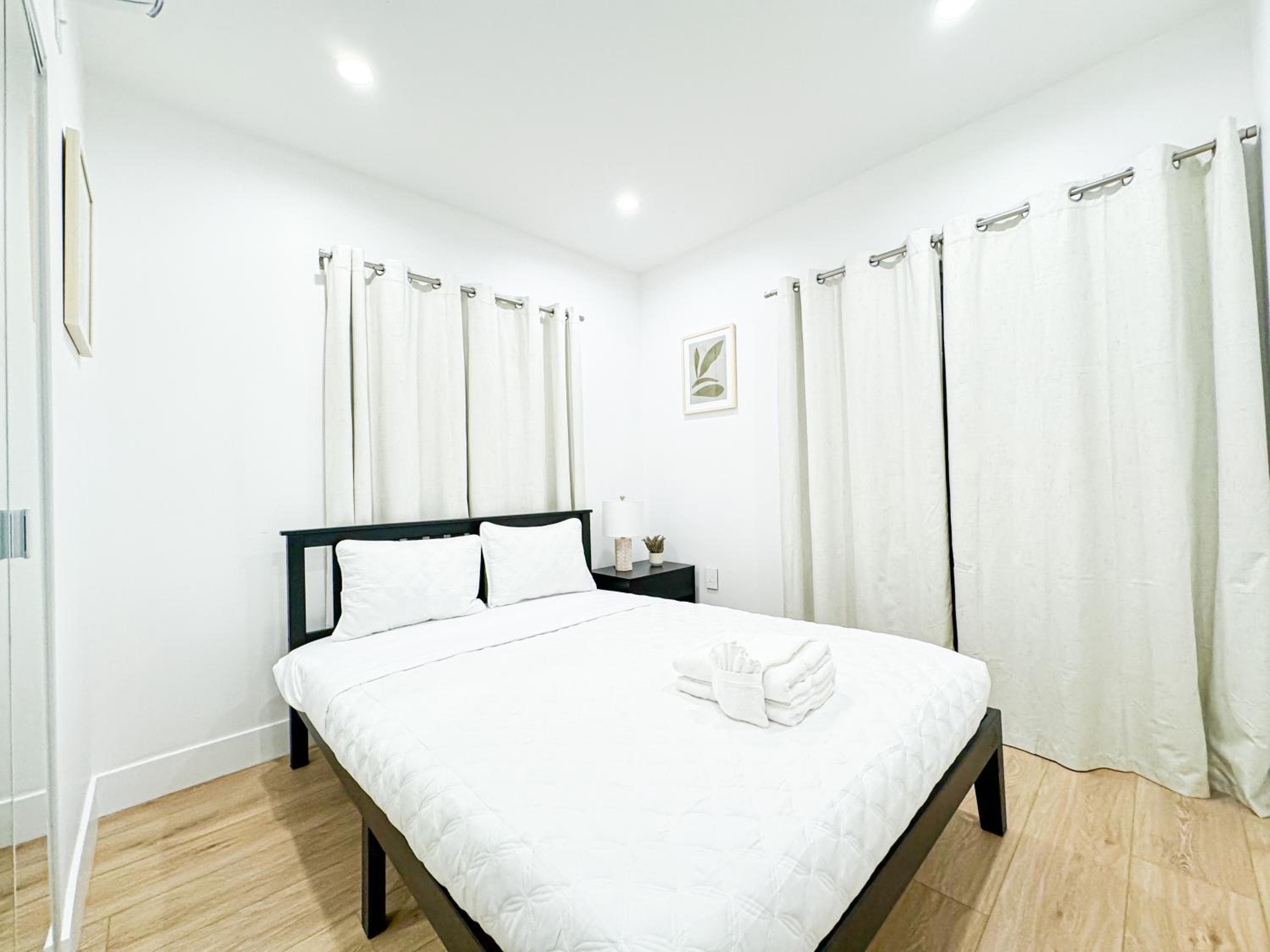 Cozy 2BR Escape in West LA - CM-HH