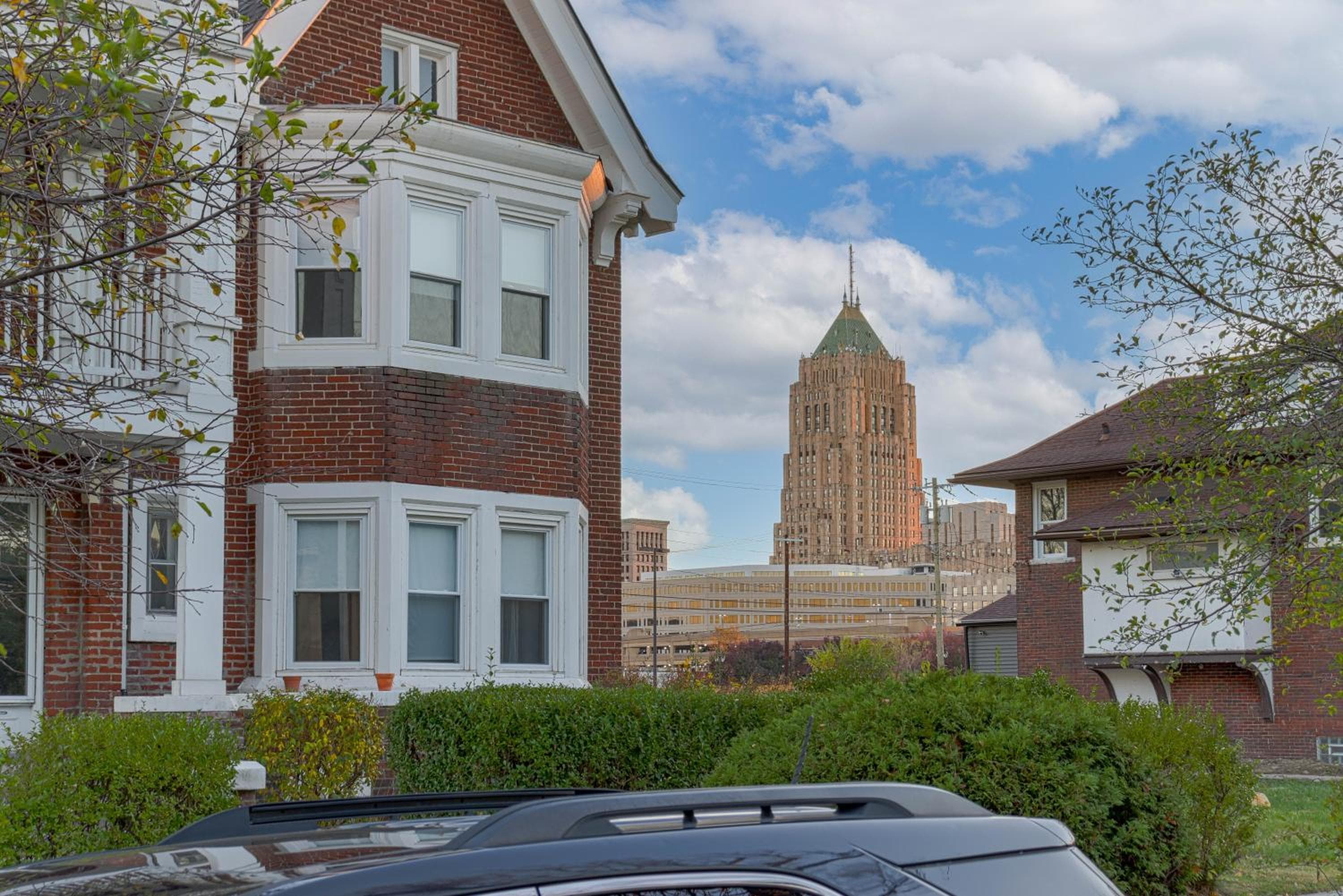 Private rooms in Detroit - close to hospitals