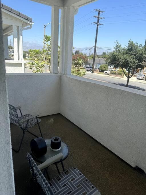 3Bd 3Bth Cozy Home 20 Mins from DTLA