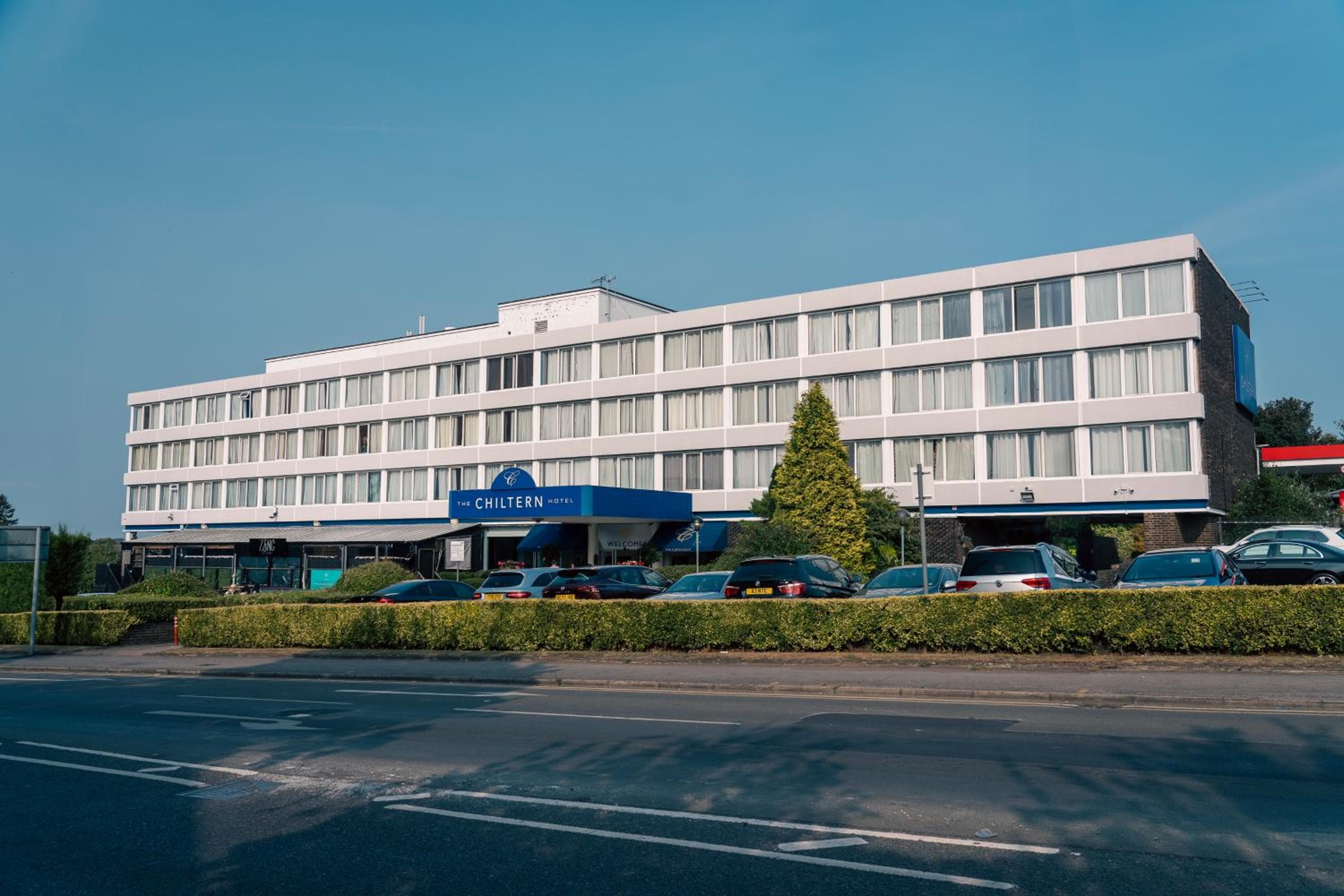 OYO The Chiltern Hotel