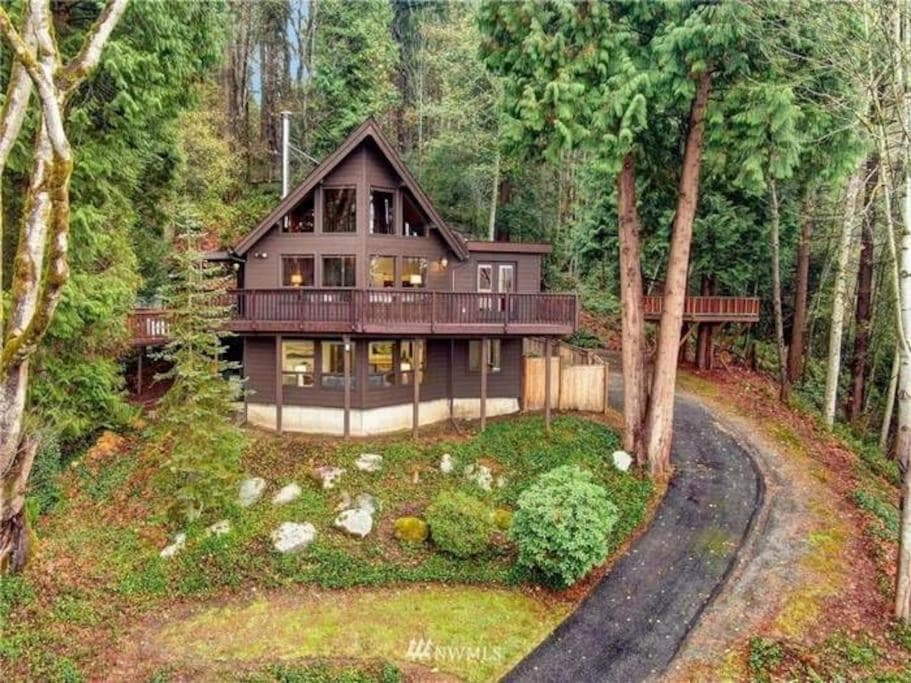 W Cabin Retreat Woodinville