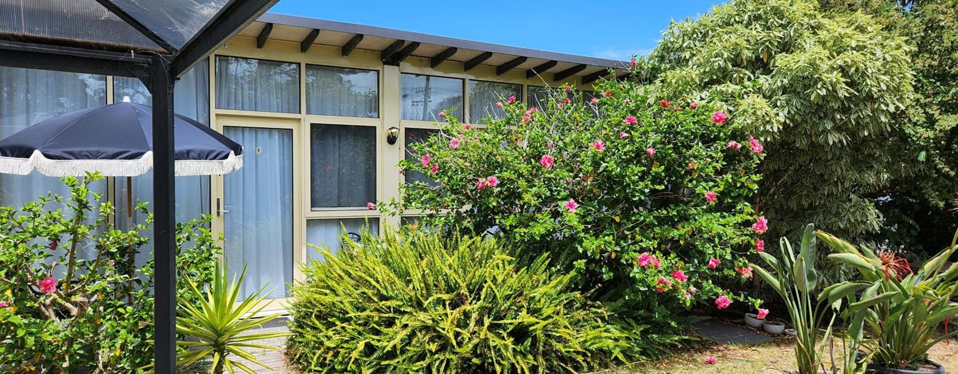 Peninsula Beach Motel