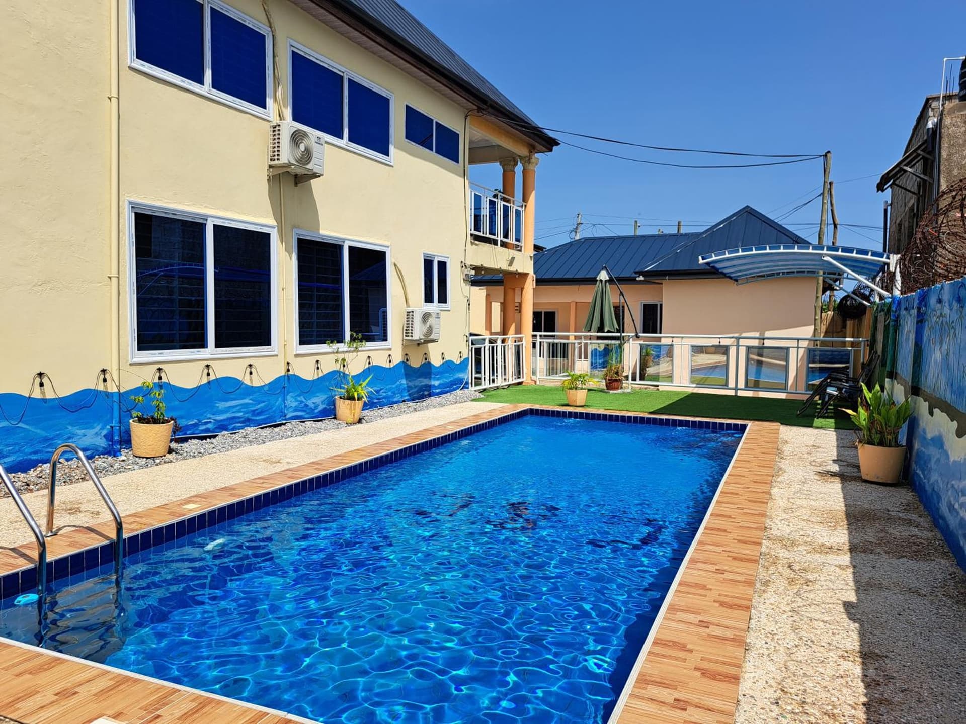 Pool House Retreat in Accra