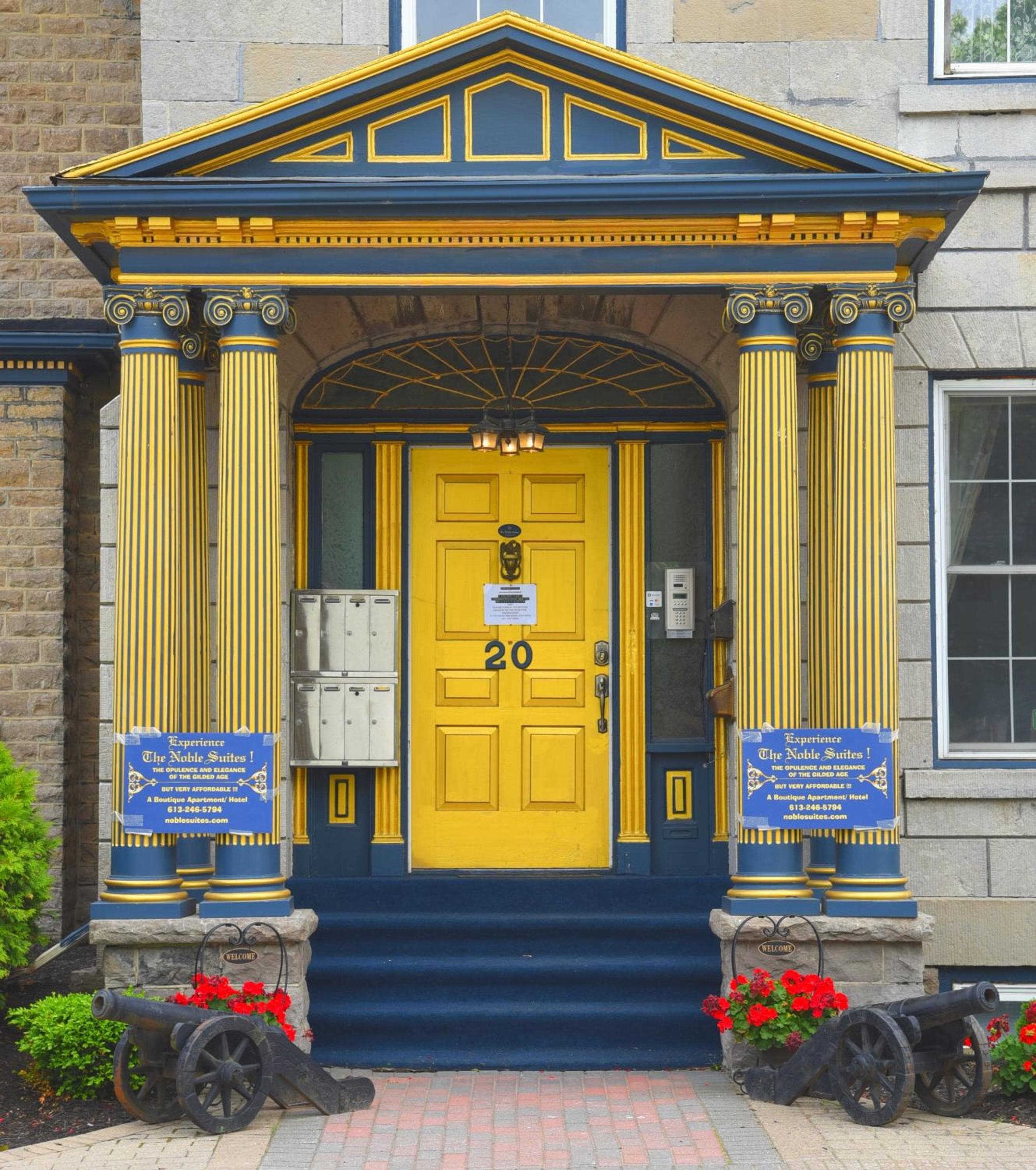 Noble Suites