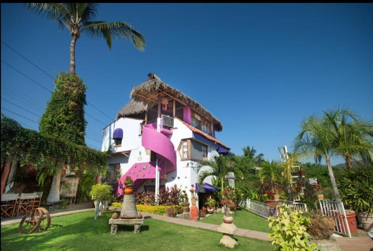 Villa Bella Bed & Breakfast Inn