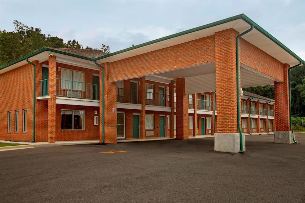 Americas Inn