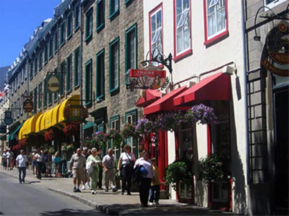Hôtel Le Cavalier du Moulin Inc
