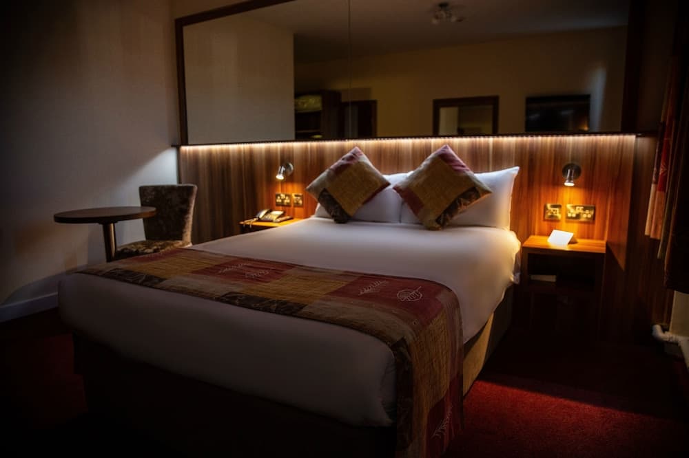 West County Hotel