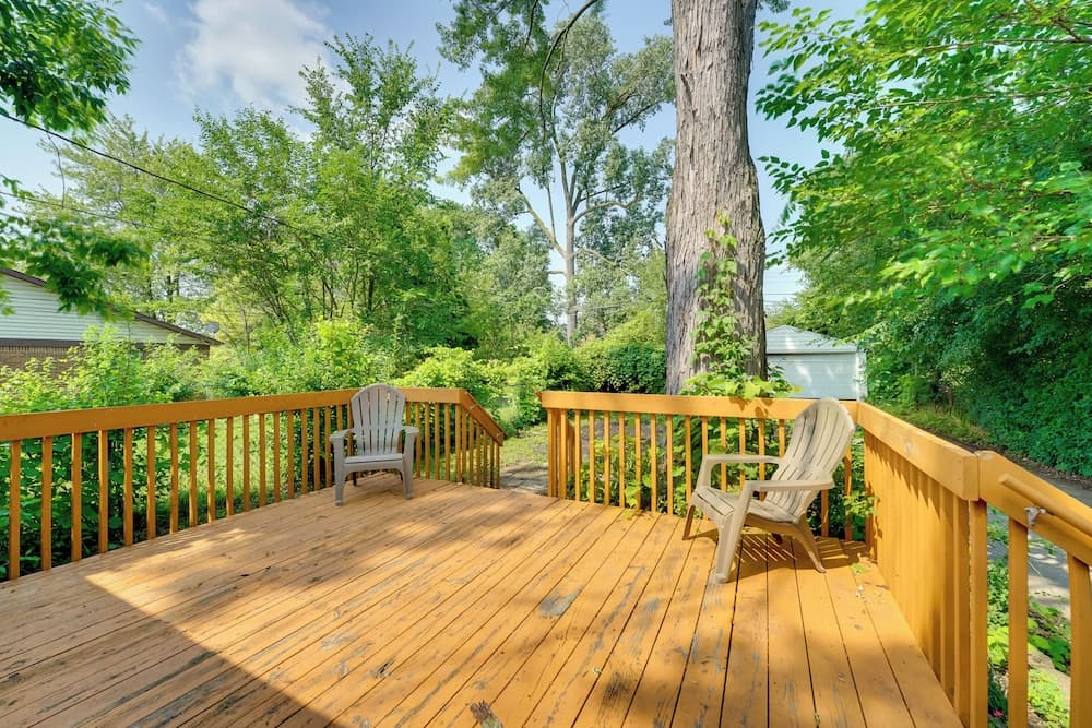 Pet-friendly Dearborn Home < 2 Mi to Downtown!