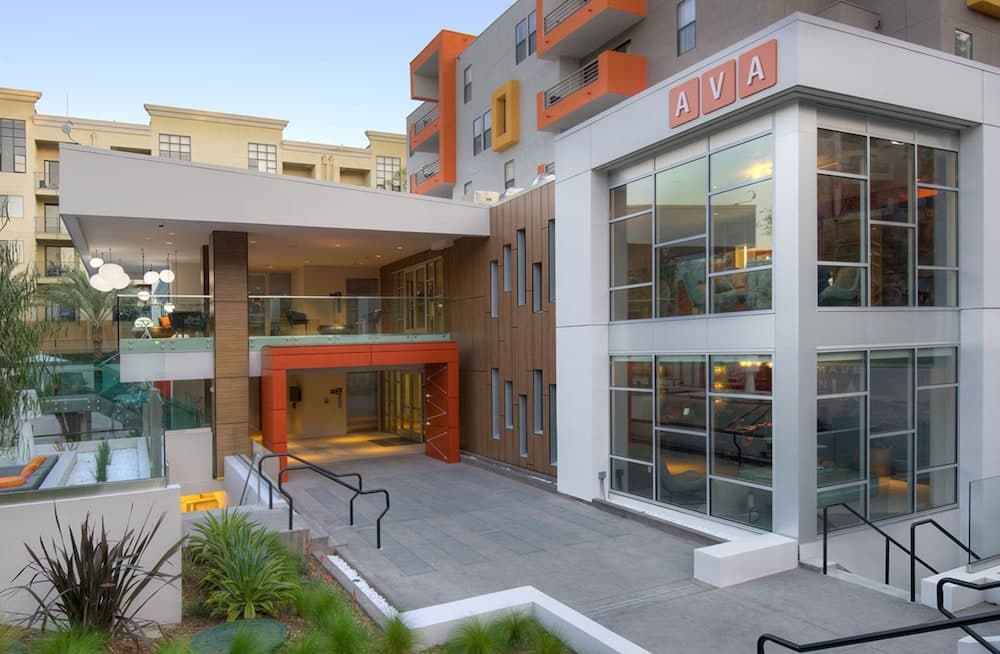 Studio City Universal Apartments