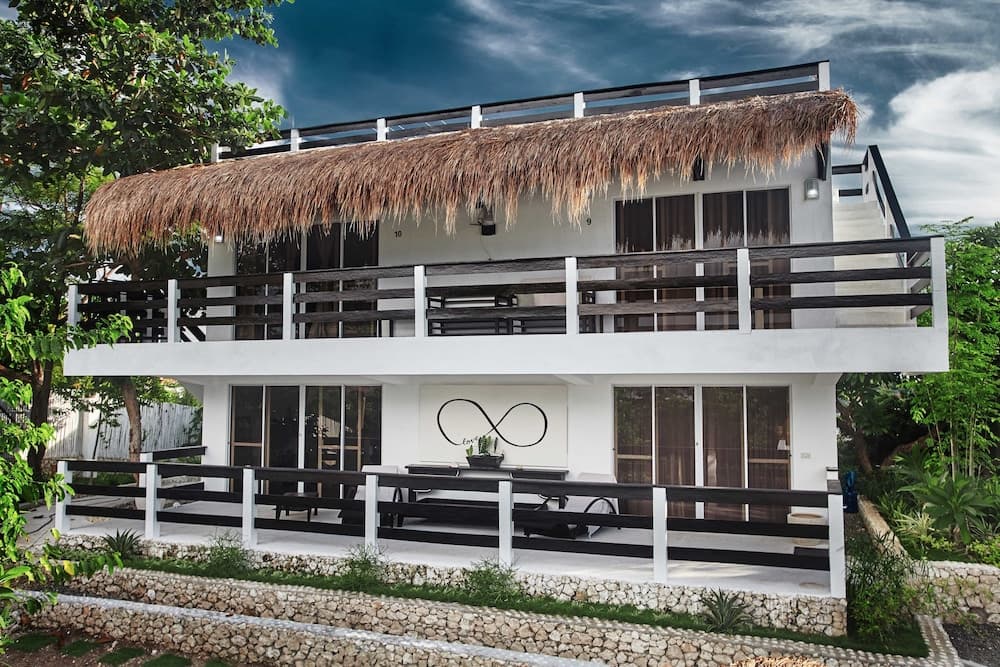 Blanco Beach Resort