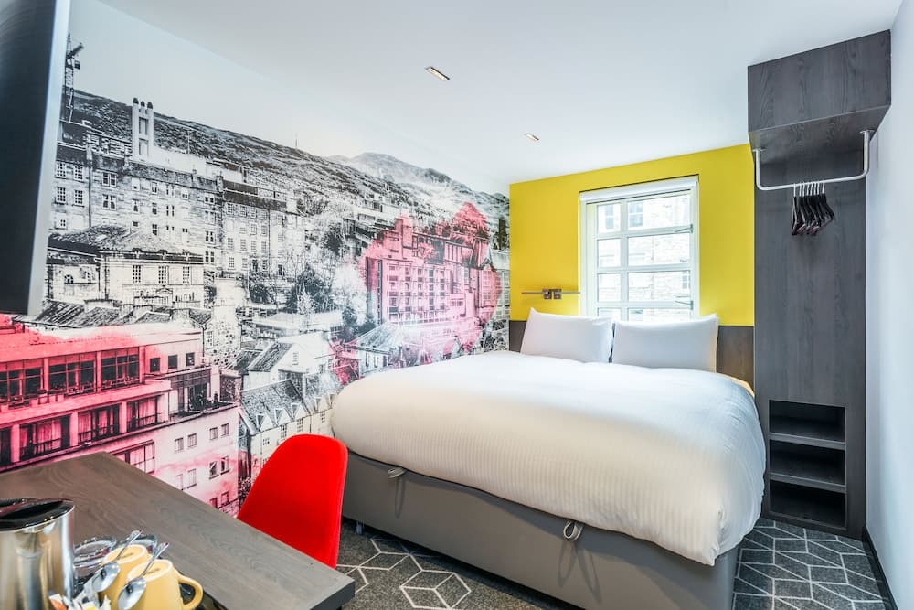 KM Hotel
