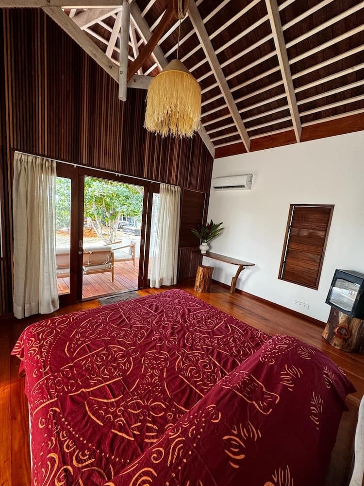 Moorea Reef Bungalows