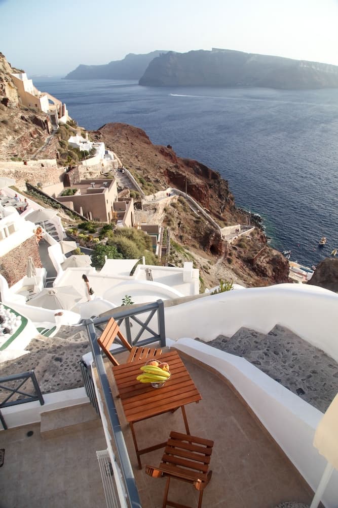 White Side Suites