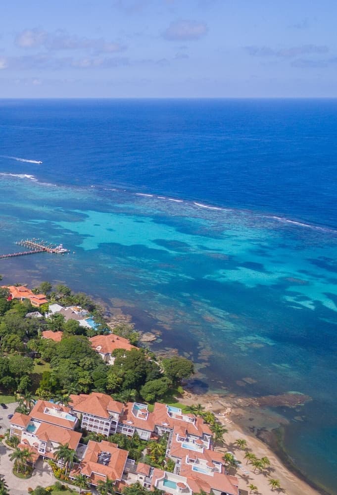 Tortuga Terrace-43 Lawson Rock 3 Bedroom Home by RedAwning