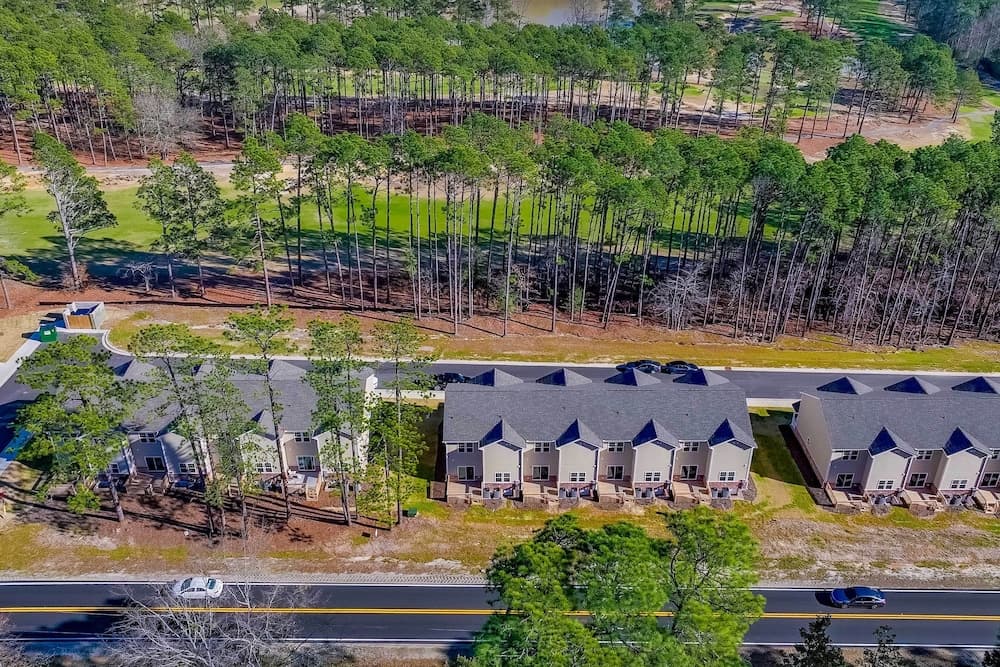 Southern Pines Golf Course Townhome w/ Deck!