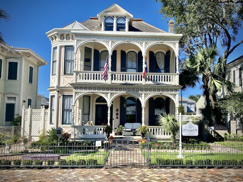 Coppersmith Inn B&B